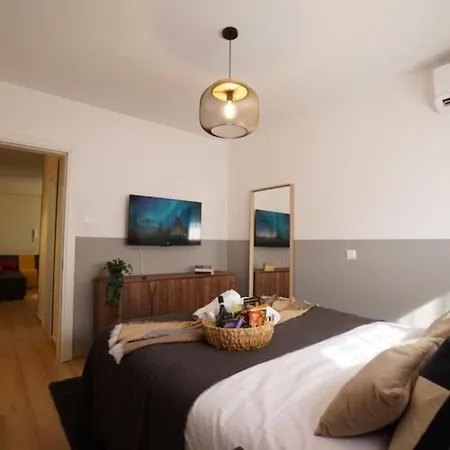 Apartment Stylish Newly Renovated Flat, 250 Meters From The Beach, Location With Free Parking Limassol