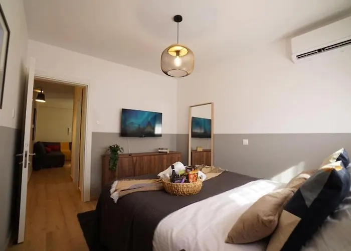 Appartement Stylish Newly Renovated Flat, 250 Meters From The Beach, Location With Free Parking Limasol